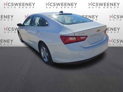 Used 2022 Chevrolet Malibu LS w/ Driver Confidence Package II image 3