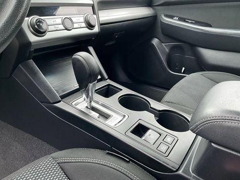 Used 2019 Subaru Outback 2.5i image 19