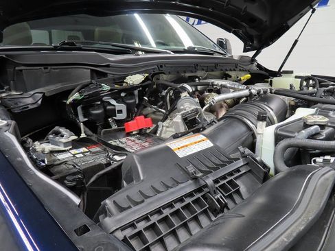 Used 2024 Ford F250 Lariat w/ Black Appearance Package image 29