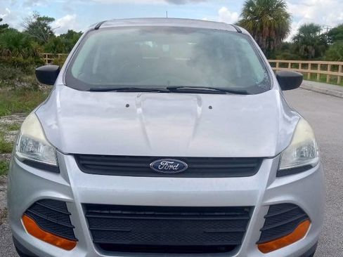 Used 2015 Ford Escape S image 6