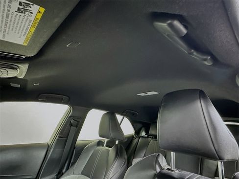 Used 2023 Toyota Corolla XSE image 11