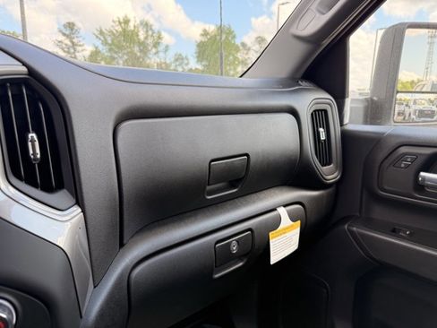 New 2026 Chevrolet Silverado 2500 W/T AWD/4WD image 19