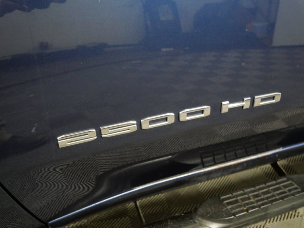 Used 2021 GMC Sierra 2500 SLE w/ X31 Off-Road Package AWD/4WD image 14