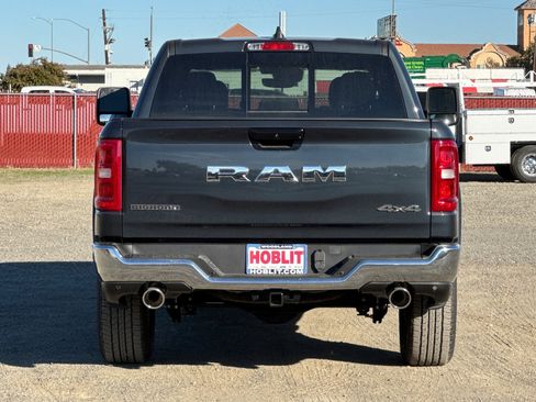 New 2026 RAM 1500 4x4 Crew Cab image 4