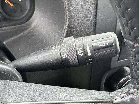 Used 2014 Jeep Patriot Latitude image 29