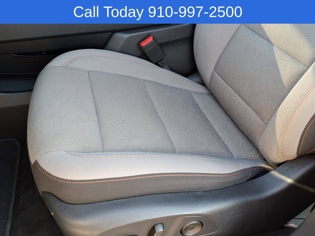 Used 2026 Chevrolet Traverse LT w/ Driver Confidence Package FWD image 10