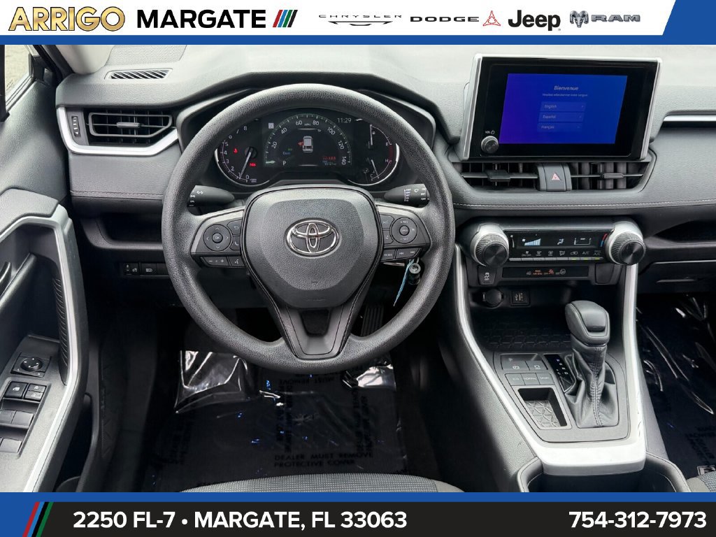 Used 2023 Toyota RAV4 LE FWD image 13