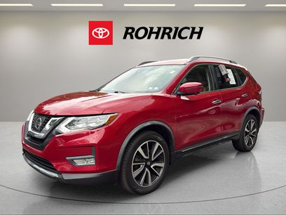 Used 2017 Nissan Rogue SL w/ SL Premium Package