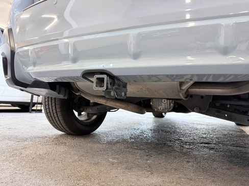 Used 2018 Subaru Crosstrek 2.0i Limited AWD/4WD image 9