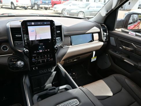 New 2026 RAM 1500 Limited AWD/4WD image 19