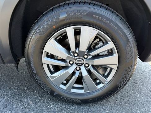 Certified 2024 Nissan Pathfinder SV FWD image 15