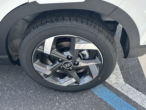 New 2026 Hyundai Venue SEL image 11