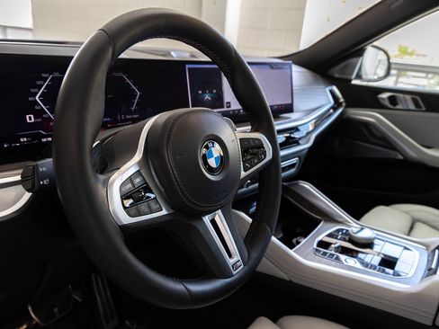 Used 2024 BMW X6 M60i w/ Dynamic Handling Package AWD/4WD image 17