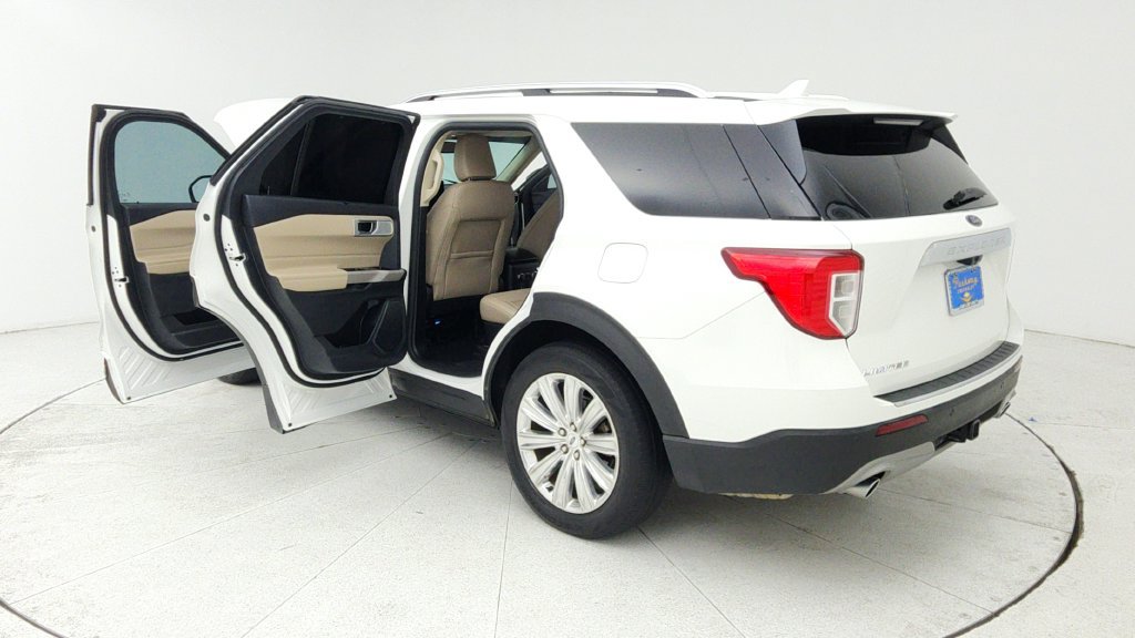 Used 2022 Ford Explorer Limited w/ Limited Technology Package RWD image 11