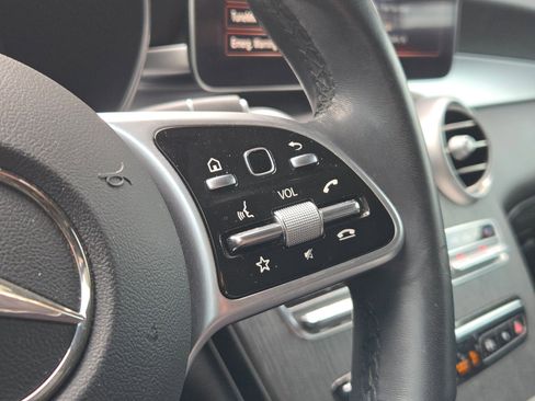 Used 2022 Mercedes-Benz GLC 300 4MATIC image 21