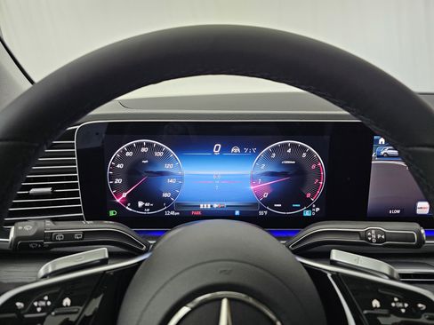 New 2026 Mercedes-Benz GLE 350 4MATIC image 41