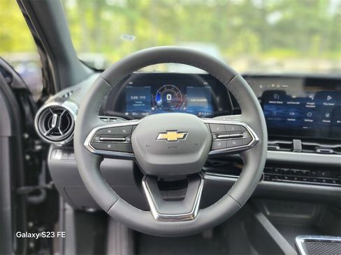 New 2026 Chevrolet Equinox LT w/ Convenience Package II image 24