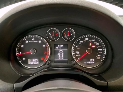 Used 2010 Audi A3 2.0T Premium image 15