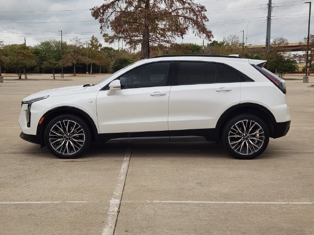 Used 2024 Cadillac XT4 Sport FWD image 4