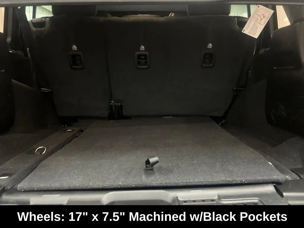 Used 2021 Jeep Wrangler Unlimited Rubicon AWD/4WD image 7