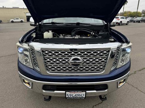 Used 2016 Nissan Titan SL image 43