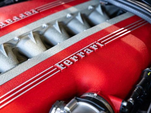 Used 2015 Ferrari F12 Berlinetta RWD image 30