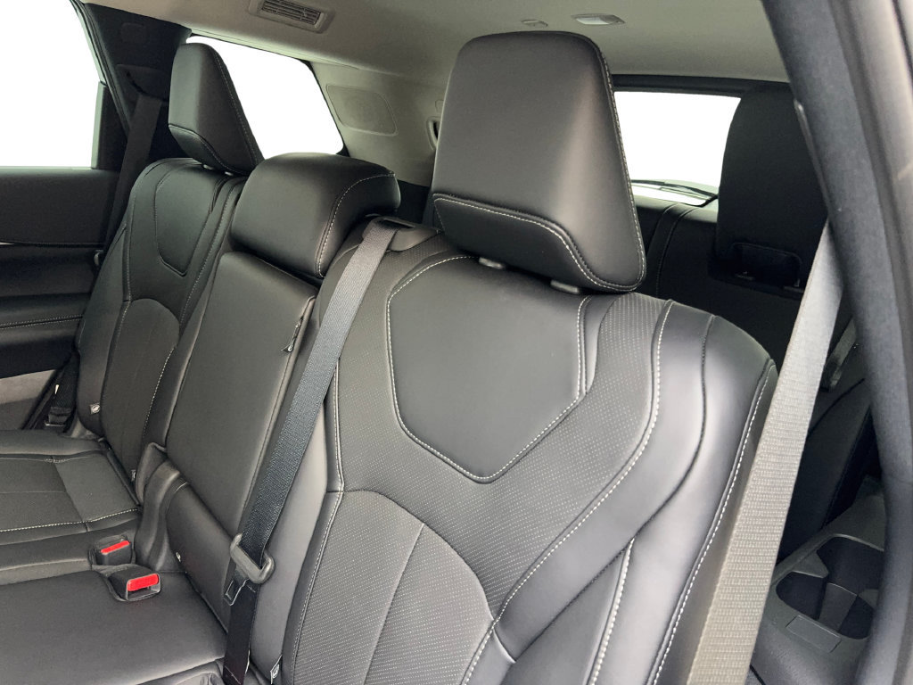 Used 2026 INFINITI QX60 Luxe w/ Cargo Package AWD/4WD image 36