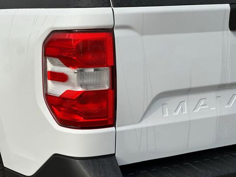 New 2026 Ford Maverick XL image 29