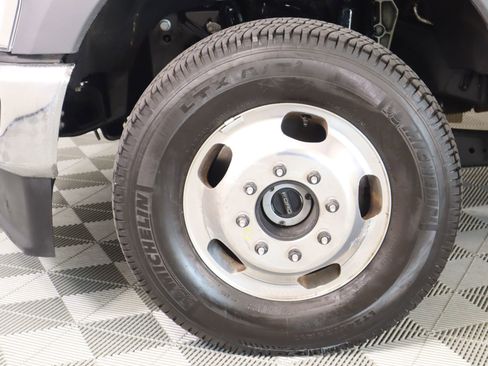 Used 2025 Ford F350 Lariat w/ Lariat Ultimate Package image 19