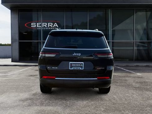 Used 2022 Jeep Grand Cherokee L Laredo w/ Luxury Tech Group I AWD/4WD image 4