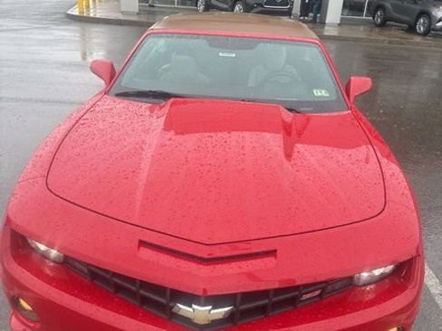 Used 2011 Chevrolet Camaro SS w/ RS Package image 2