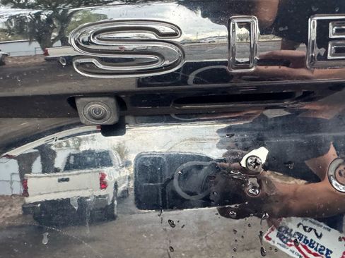 Used 2019 Toyota Sienna XLE image 23