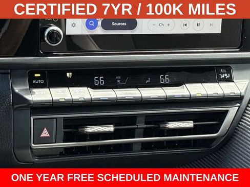 Used 2025 Toyota Camry SE FWD image 21