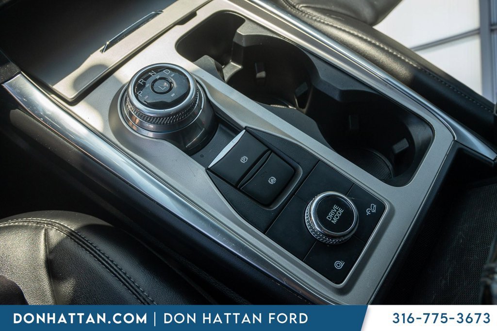 Used 2023 Ford Explorer XLT w/ Equipment Group 202A AWD/4WD image 11