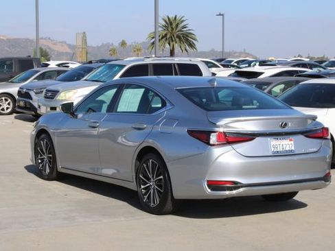 Certified 2025 Lexus ES 300h w/ Premium Package FWD image 19
