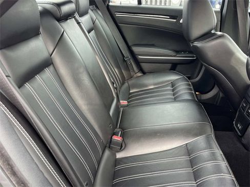 Used 2023 Chrysler 300 S image 21