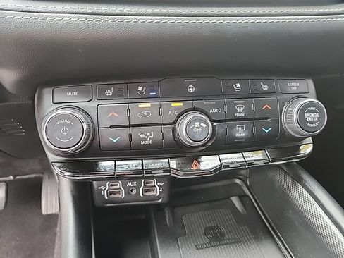 Used 2021 Dodge Durango SRT w/ Black Package AWD/4WD image 23