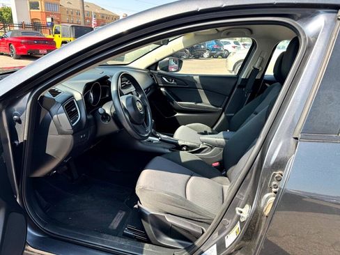 Used 2014 MAZDA MAZDA3 i SV image 6