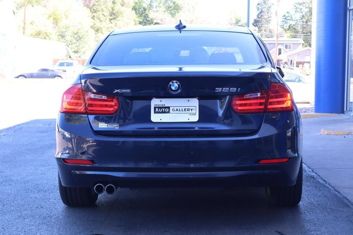 Used 2015 BMW 328i xDrive Sedan AWD/4WD image 4