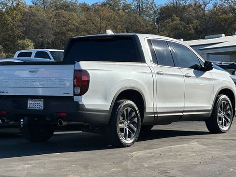 Used 2024 Honda Ridgeline Sport image 4