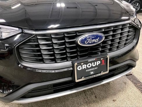 Used 2025 Ford Escape Active w/ Cold Weather Package image 29