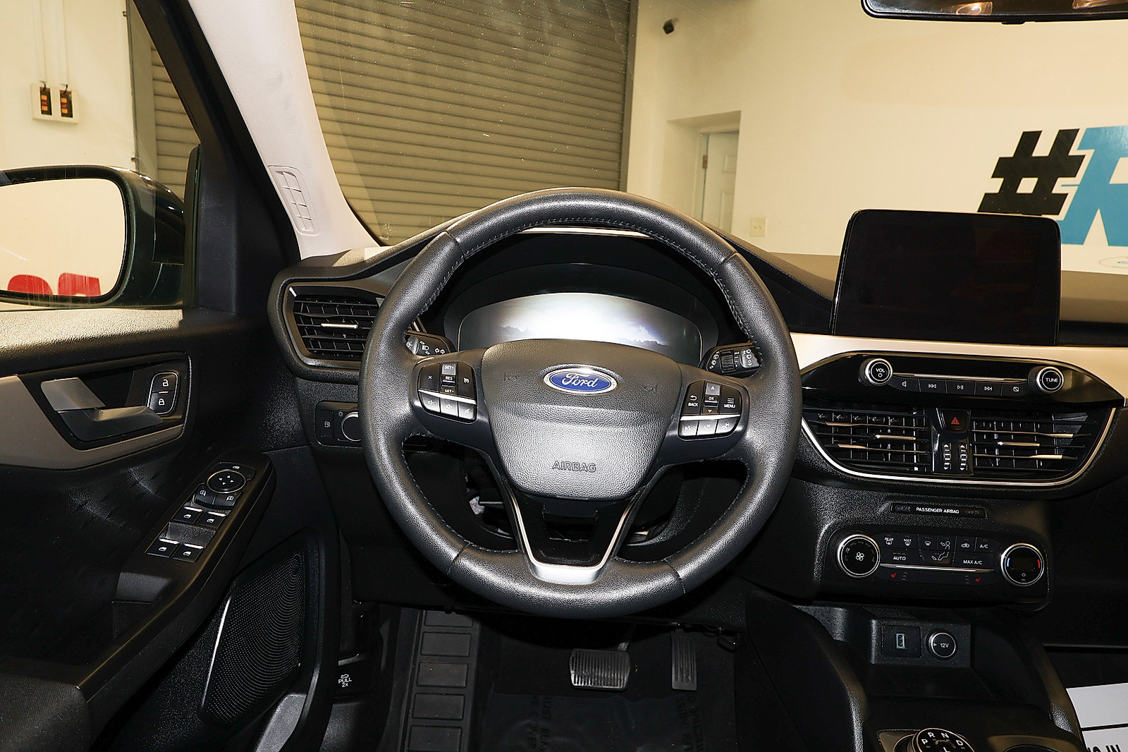 Used 2020 Ford Escape SE Sport AWD/4WD image 20