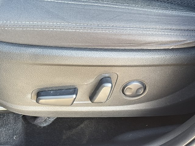 Used 2022 Hyundai Santa Fe SEL FWD image 17