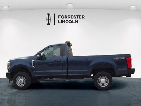 Used 2018 Ford F250 XL w/ Power Equipment Group AWD/4WD image 6