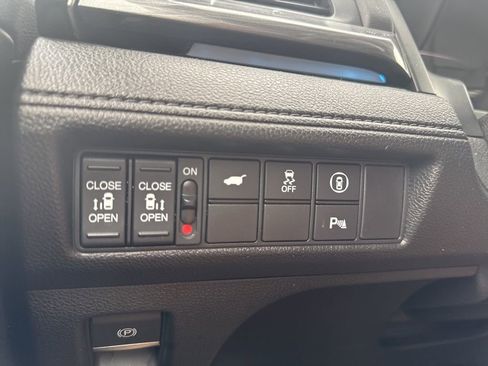 Used 2024 Honda Odyssey Elite image 25