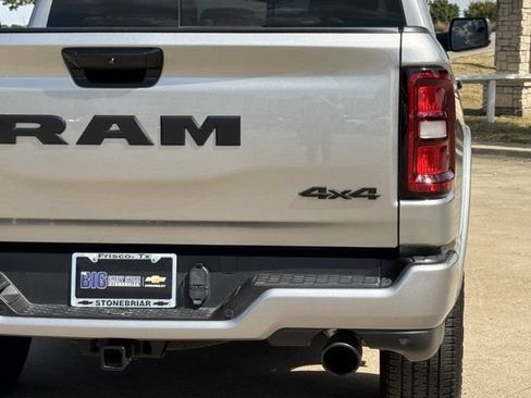 Used 2025 RAM 1500 Big Horn AWD/4WD image 8