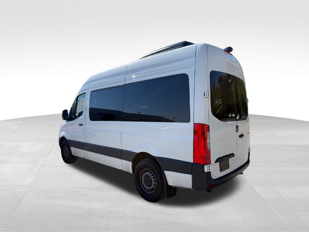 Used 2024 Mercedes-Benz Sprinter 2500 image 4