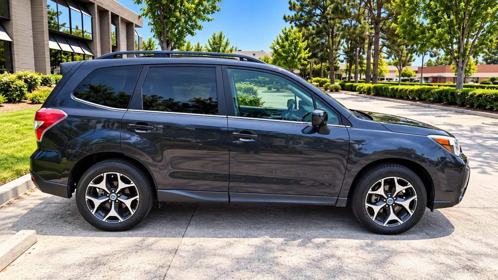 Used 2016 Subaru Forester 2.0XT Premium AWD/4WD image 9