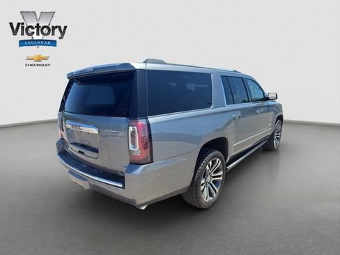 Used 2018 GMC Yukon XL Denali w/ Denali Ultimate Package AWD/4WD image 7
