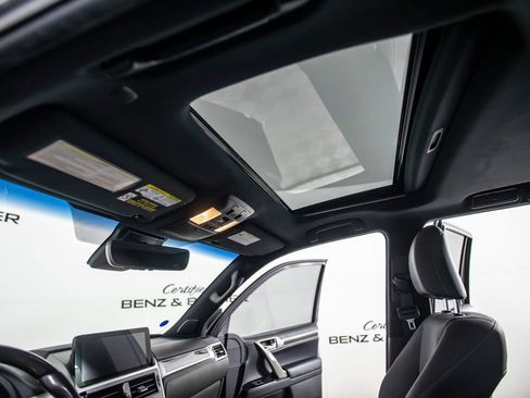 Used 2023 Lexus GX 460 Premium w/ Premium Package image 30